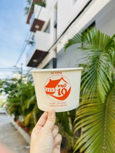 In tô giấy đựng phở