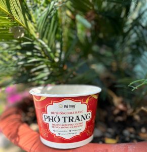 In tô giấy đựng phở