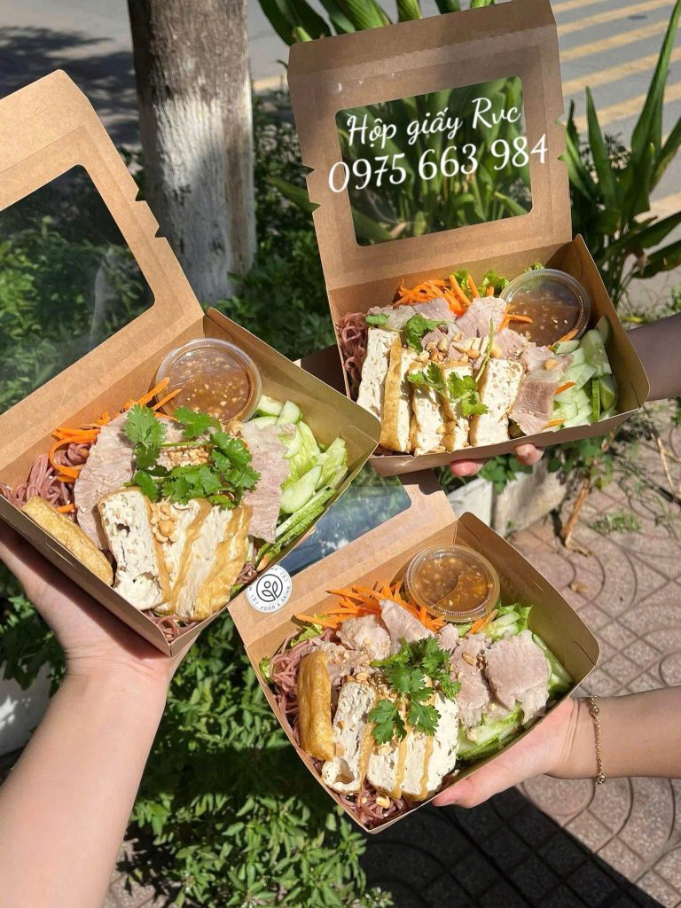 Hộp giấy nắp kính đựng đồ ăn đẹp mắt, đảm bảo sức khỏe 2 z6452855938283 13fe00e4f63ac6db9fde6f9b802e836f 1